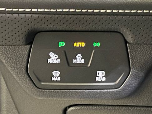 New 2026 Volkswagen Atlas Cross Sport SEL R-Line AWD/4WD image 19