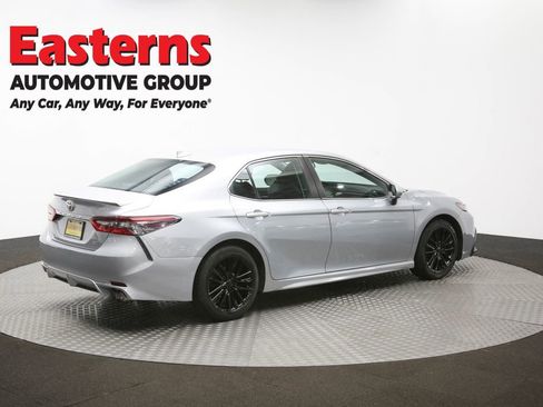 Used 2022 Toyota Camry SE image 40