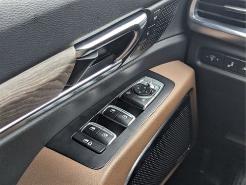 Certified 2021 Kia Telluride SX w/ SX Prestige Package AWD/4WD image 15