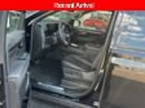 Used 2025 Chevrolet Suburban RST w/ Comfort Package AWD/4WD image 12