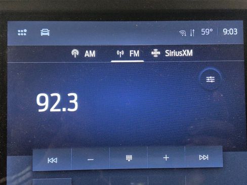 Used 2024 Ford Edge SEL image 25