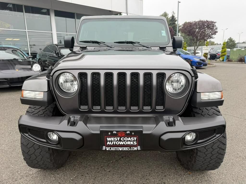 Used 2019 Jeep Wrangler Unlimited Sahara AWD/4WD image 5