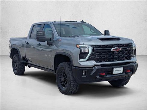 New 2026 Chevrolet Silverado 2500 ZR2 AWD/4WD image 7