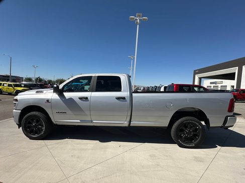 New 2026 RAM 2500 Big Horn AWD/4WD image 3