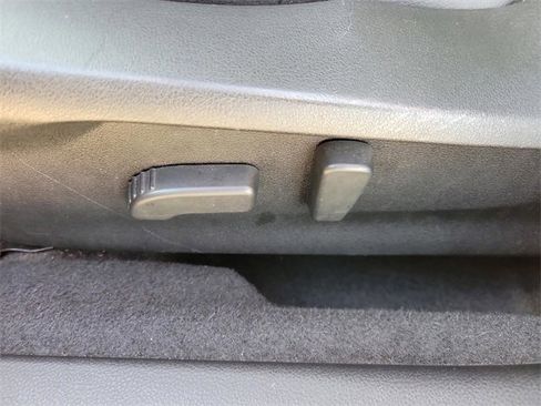 Used 2019 Subaru Crosstrek 2.0i Limited w/ Moonroof Package w/Navigation image 15