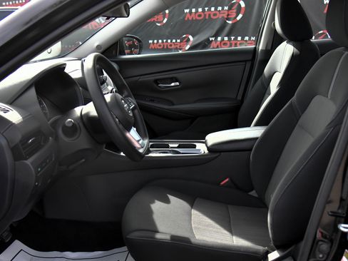 Used 2023 Nissan Sentra SV image 16