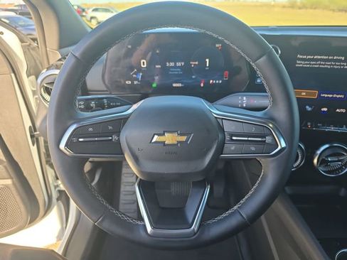 Used 2024 Chevrolet Blazer EV LT image 16