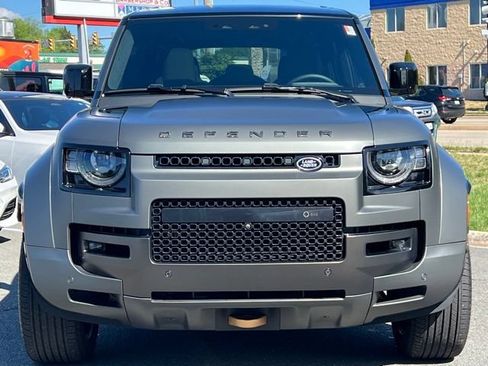 Used 2025 Land Rover Defender 110 AWD/4WD image 19