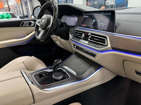 Used 2021 BMW X5 xDrive40i w/ M Sport Package image 64