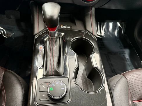 Used 2025 Chevrolet Blazer RS image 39