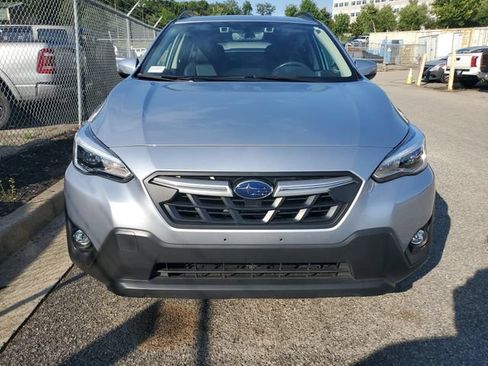 Used 2022 Subaru Crosstrek 2.5i Limited w/ Moonroof Package 2 AWD/4WD image 2