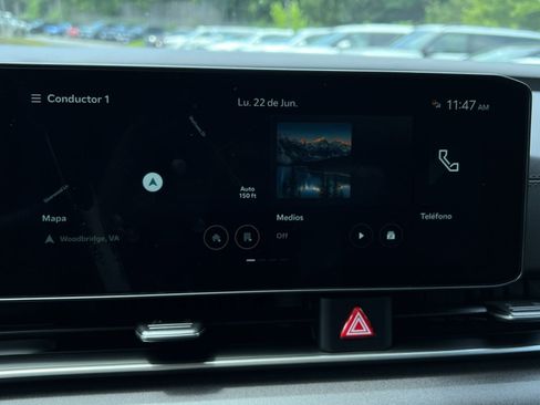 New 2026 Kia Carnival EX FWD image 22