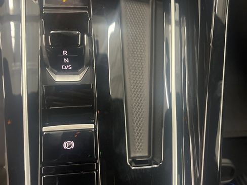 New 2026 Volkswagen Golf image 33