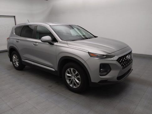 Used 2020 Hyundai Santa Fe SE FWD image 11