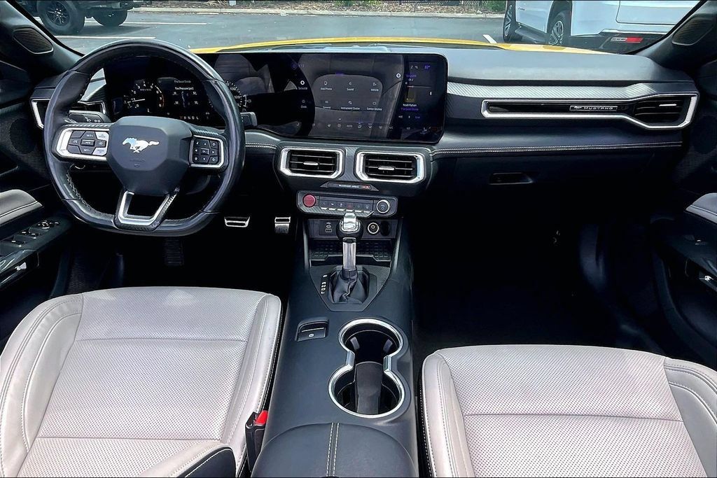 Used 2024 Ford Mustang Premium RWD image 7