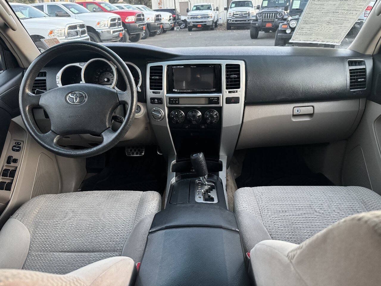 Used 2005 Toyota 4Runner SR5 AWD/4WD image 14