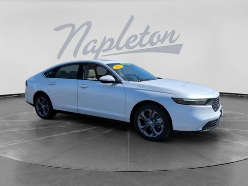 New 2026 Honda Accord EX-L image 3