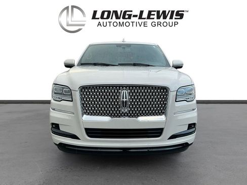 Certified 2024 Lincoln Navigator L Reserve image 11