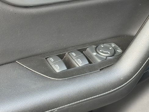 Used 2020 Chevrolet Blazer LT FWD image 22