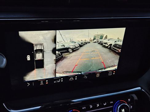 Used 2025 GMC Sierra 2500 AT4 image 27