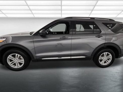 Certified 2024 Ford Explorer XLT AWD/4WD image 4