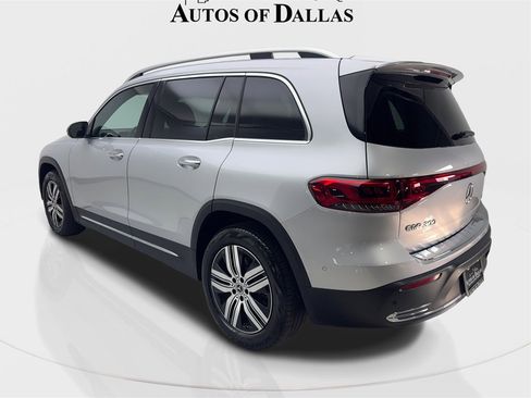 Used 2023 Mercedes-Benz EQB 300 4MATIC w/ Pinnacle Package image 9