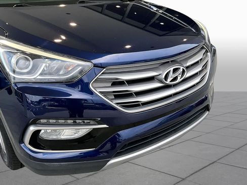 Used 2017 Hyundai Santa Fe Sport FWD image 29