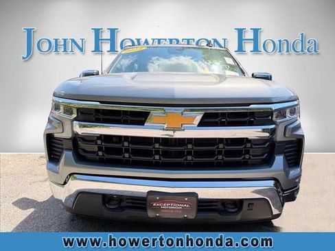 Used 2024 Chevrolet Silverado 1500 LT w/ Protection Package AWD/4WD image 4