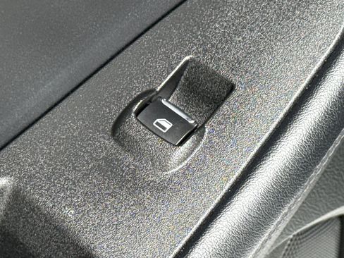 Used 2022 Ford Edge SEL AWD/4WD image 31