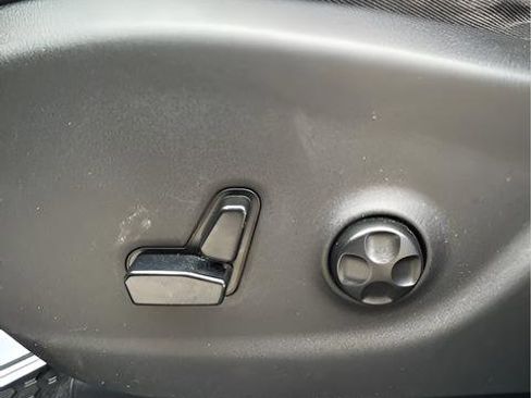 Used 2021 Jeep Cherokee Trailhawk image 14