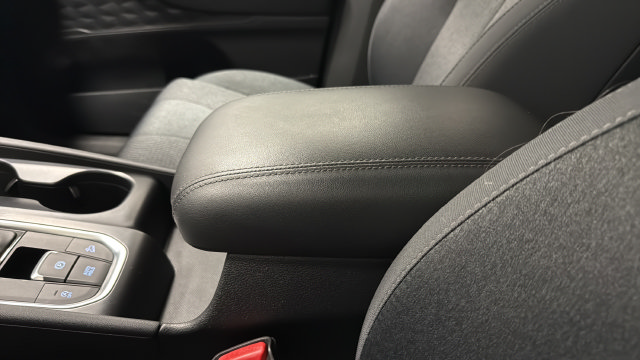 Used 2019 Hyundai Santa Fe SE AWD/4WD image 19