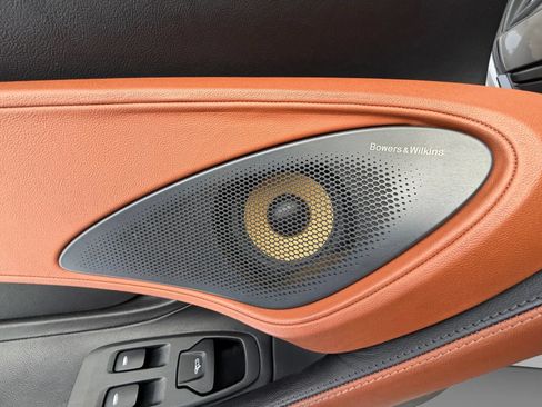 Used 2016 McLaren 570S Coupe RWD image 15