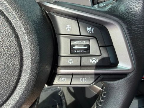 Used 2022 Subaru Forester Premium AWD/4WD image 18