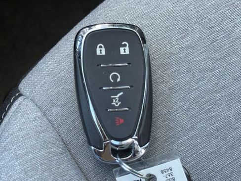 Used 2022 Chevrolet Equinox LT FWD image 30