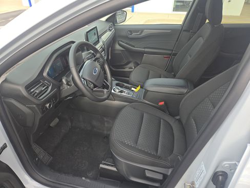 New 2026 Ford Escape Active w/ Cold Weather Package image 17