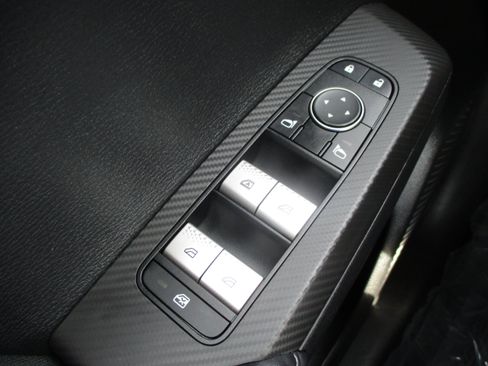 Used 2023 Mitsubishi Outlander ES AWD/4WD image 28