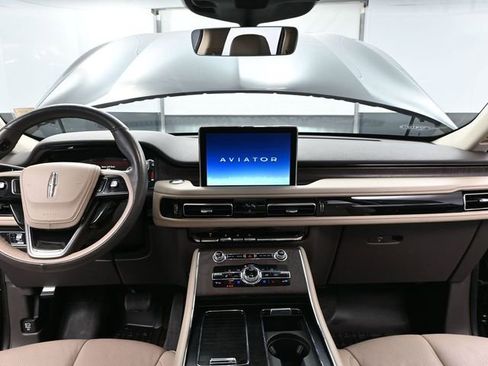 Used 2022 Lincoln Aviator Reserve w/ Elements Package Plus image 26