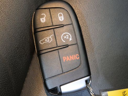 Used 2022 Dodge Durango GT AWD/4WD image 31