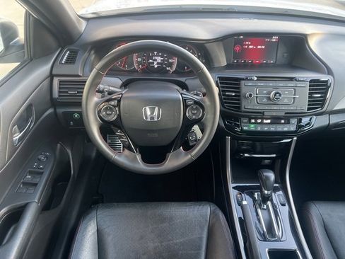 Certified 2017 Honda Accord Sport Special Edition image 13
