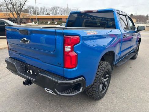 Used 2023 Chevrolet Silverado 1500 LT Trail Boss w/ LPO, Dark Essentials Package AWD/4WD image 14