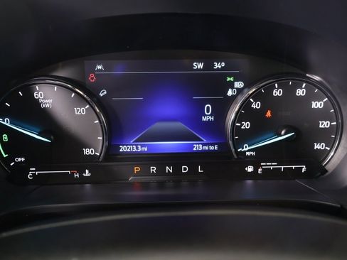 Used 2022 Ford Escape SE image 4