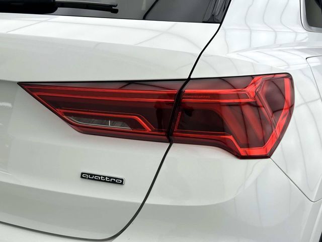 Used 2022 Audi Q3 2.0T Premium AWD/4WD image 9