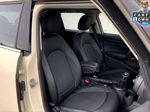 Used 2019 MINI Cooper 4-Door Hardtop image 7