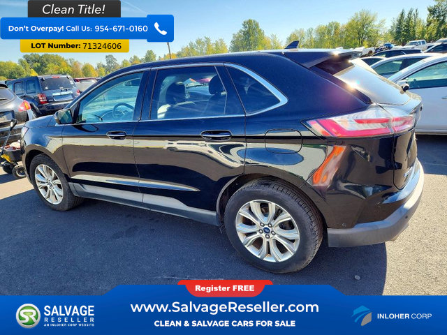 Used 2019 Ford Edge Titanium w/ Equipment Group 301A AWD/4WD image 3