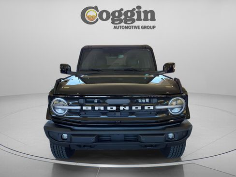 New 2025 Ford Bronco Outer Banks image 9
