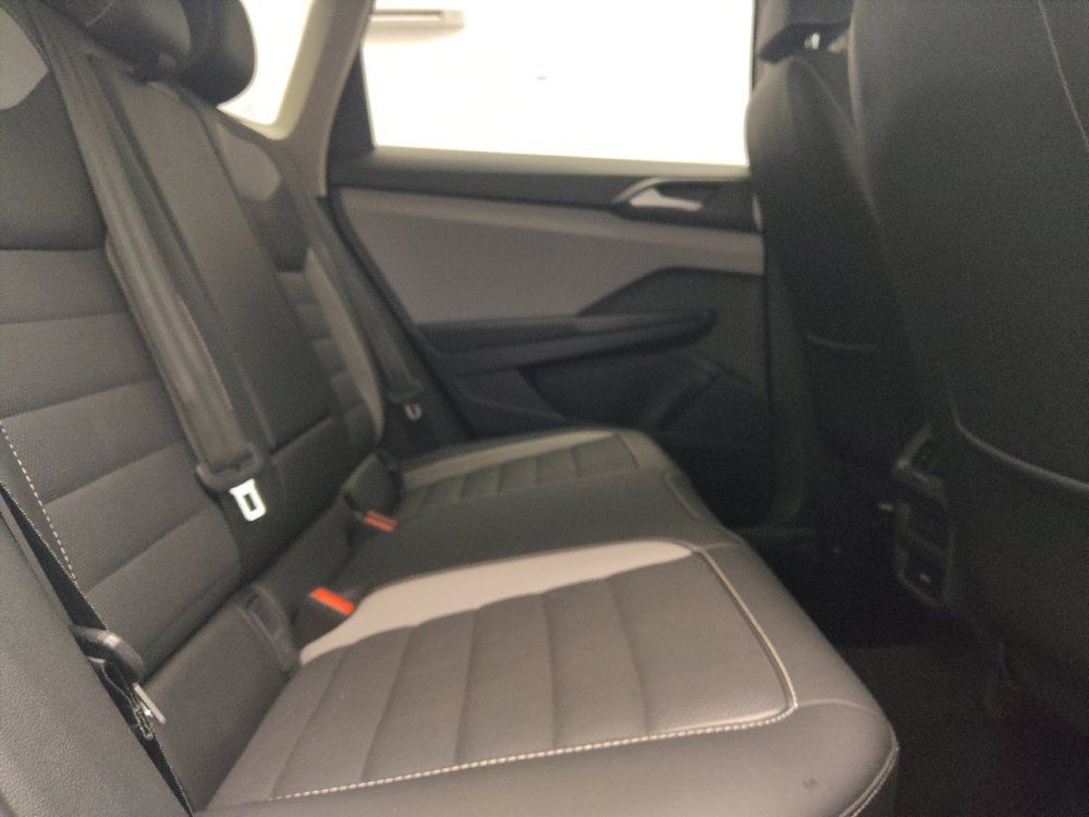 Used 2022 Volkswagen Taos SEL FWD image 19