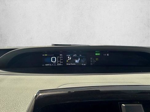 Certified 2022 Toyota Prius LE FWD image 7