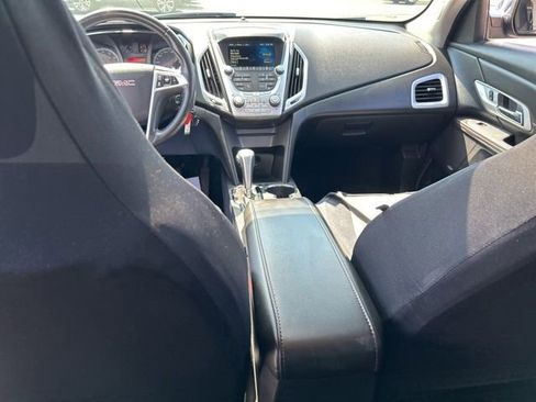 Used 2013 GMC Terrain SLE w/ Chrome Package AWD/4WD image 8