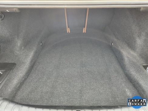 Used 2021 BMW 530i w/ Convenience Package image 35