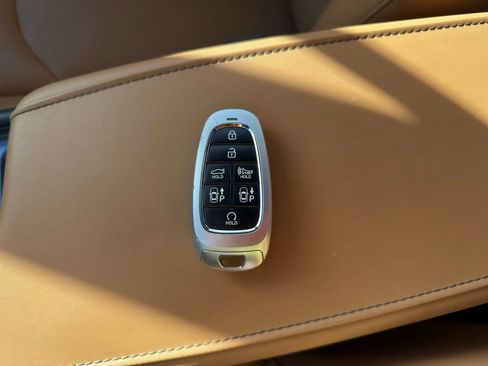 Used 2021 Hyundai Sonata Limited w/ Cargo Package image 2